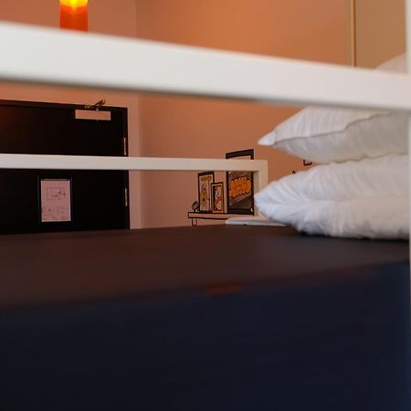 Hostel & Bar De Basis Zwolle  Dış mekan fotoğraf