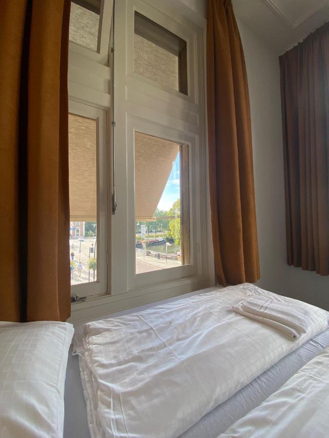 Hostel & Bar De Basis Zwolle  Dış mekan fotoğraf