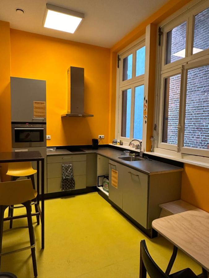 Hostel & Bar De Basis Zwolle  Dış mekan fotoğraf