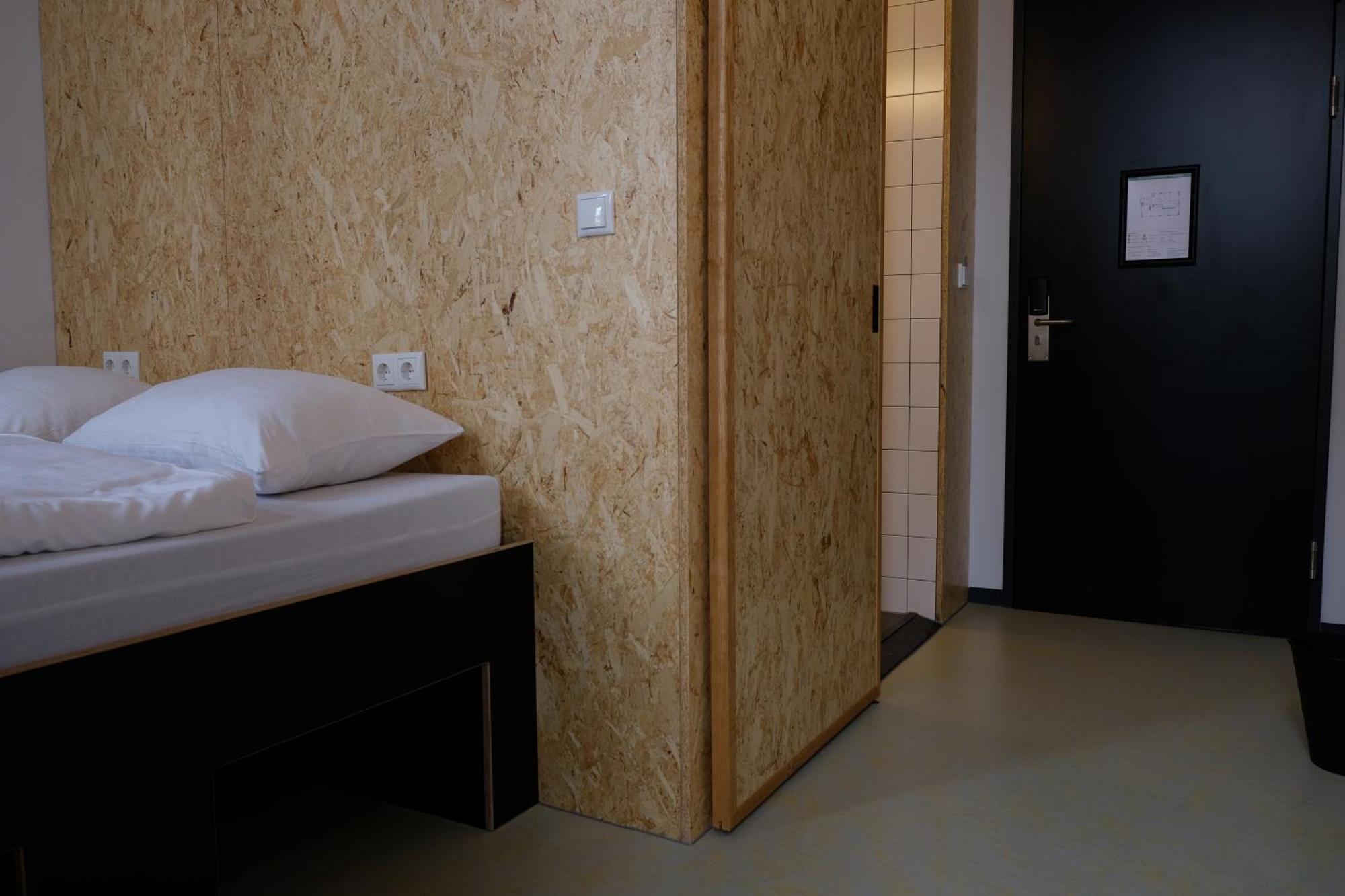 Hostel & Bar De Basis Zwolle  Dış mekan fotoğraf
