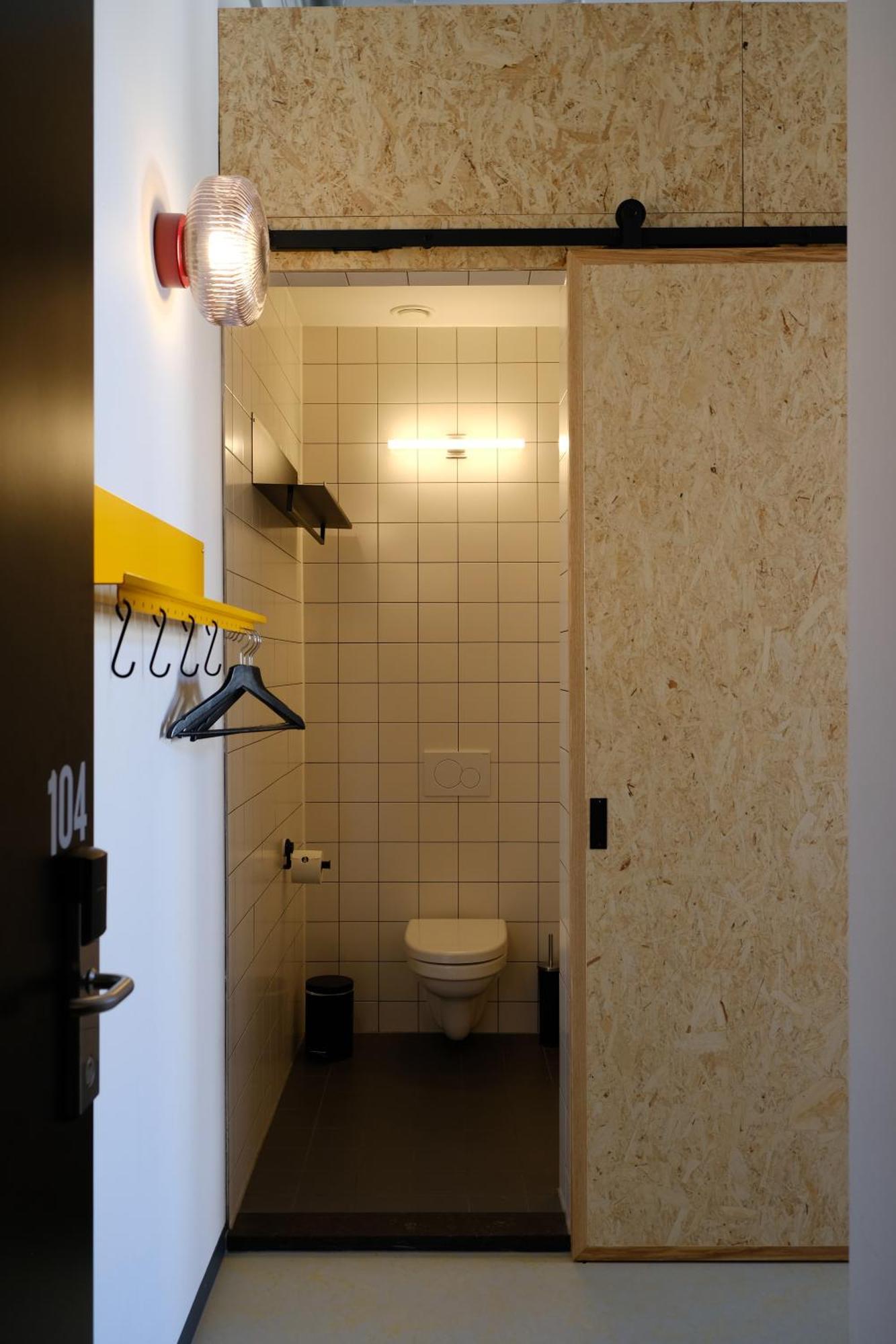 Hostel & Bar De Basis Zwolle  Dış mekan fotoğraf